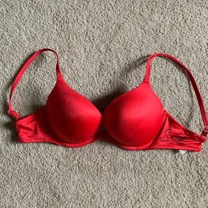 Victoria Secrets Red Push-up Bra size 34D